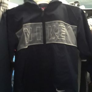 Nike windbreaker hoodie